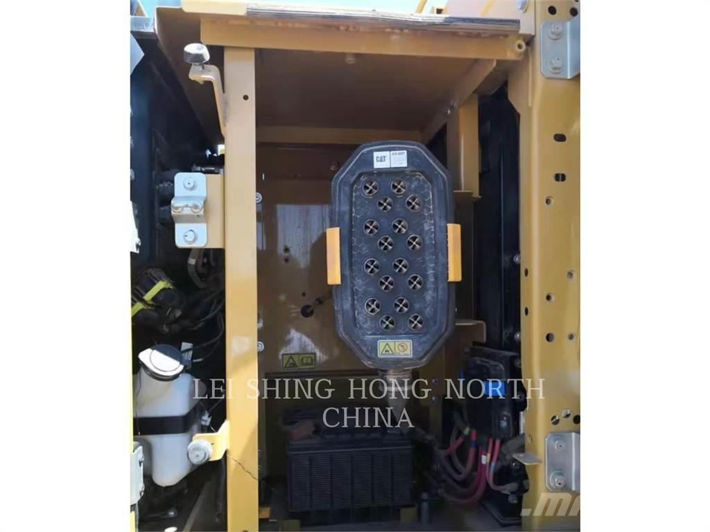 CAT 323-07 Crawler excavators