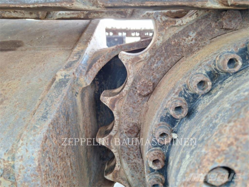 CAT 325FL Crawler excavators
