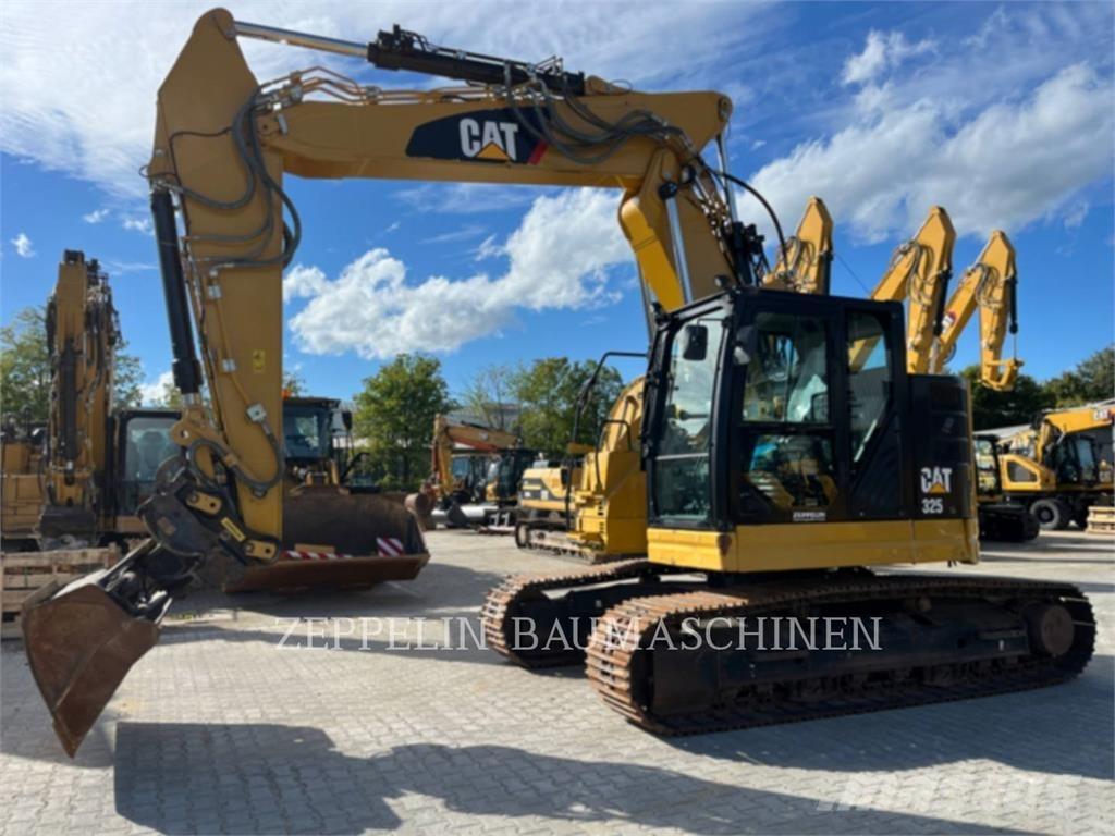 CAT 325FL Crawler excavators
