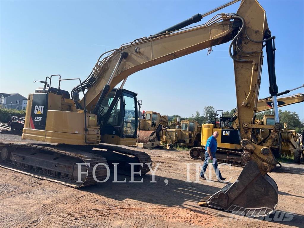 CAT 325FLCR Crawler excavators