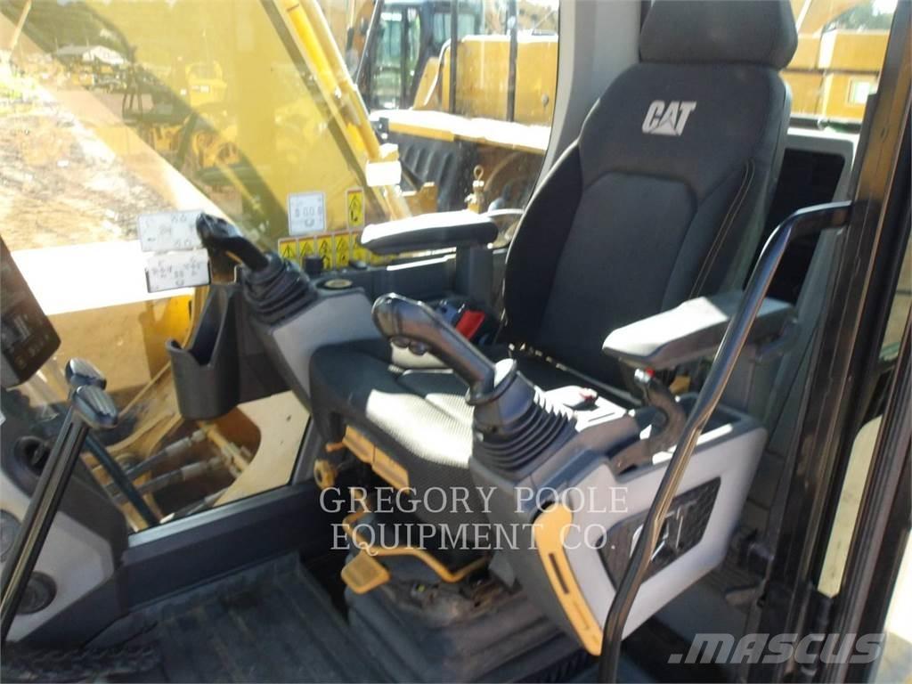 CAT 33007 Crawler excavators