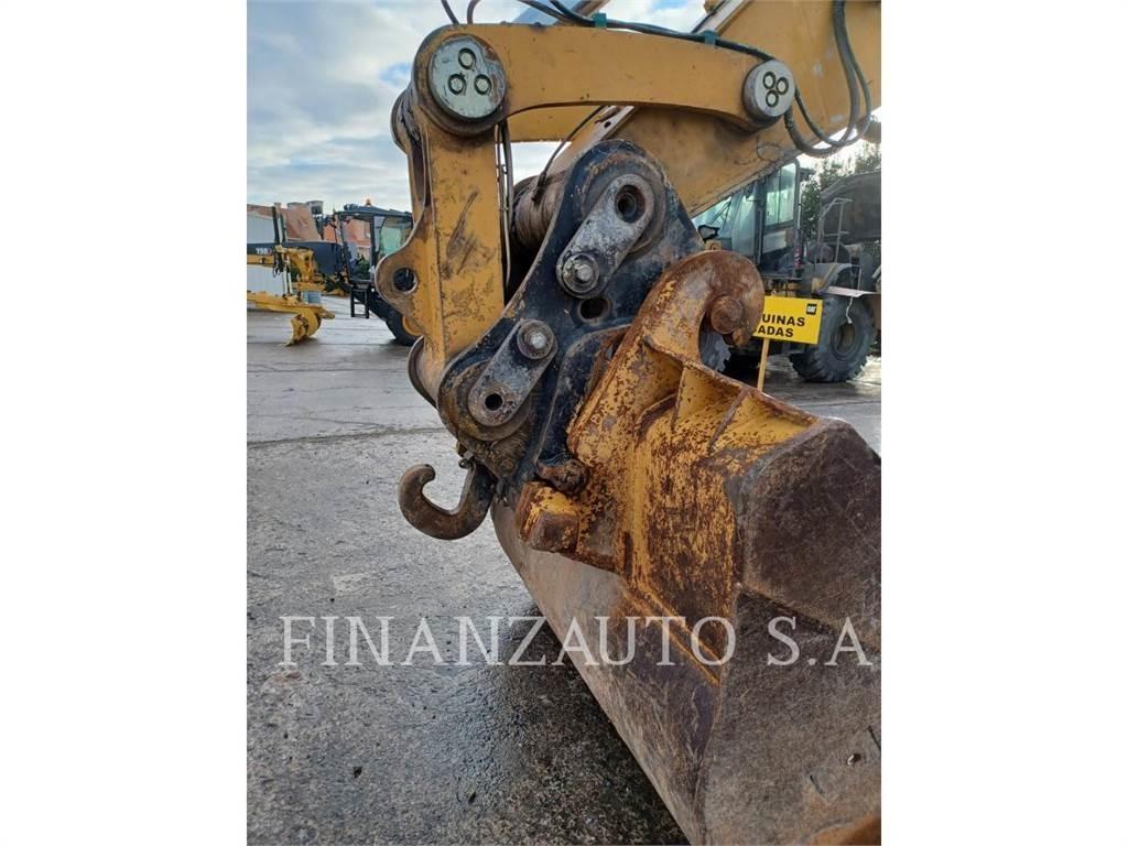 CAT 330DLME Crawler excavators