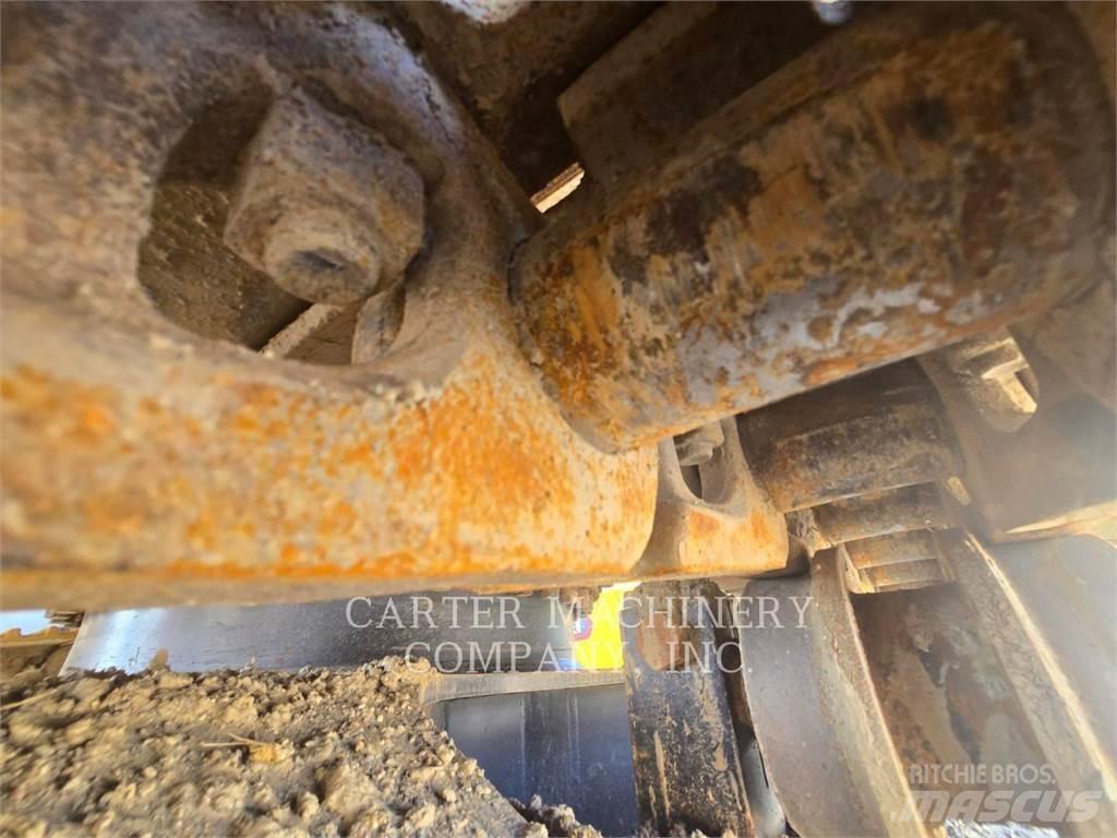 CAT 335FL CR Crawler excavators