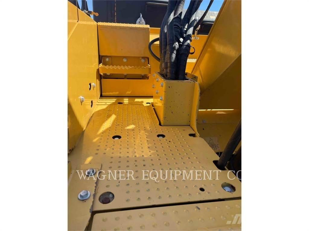 CAT 335FL TCRB Crawler excavators