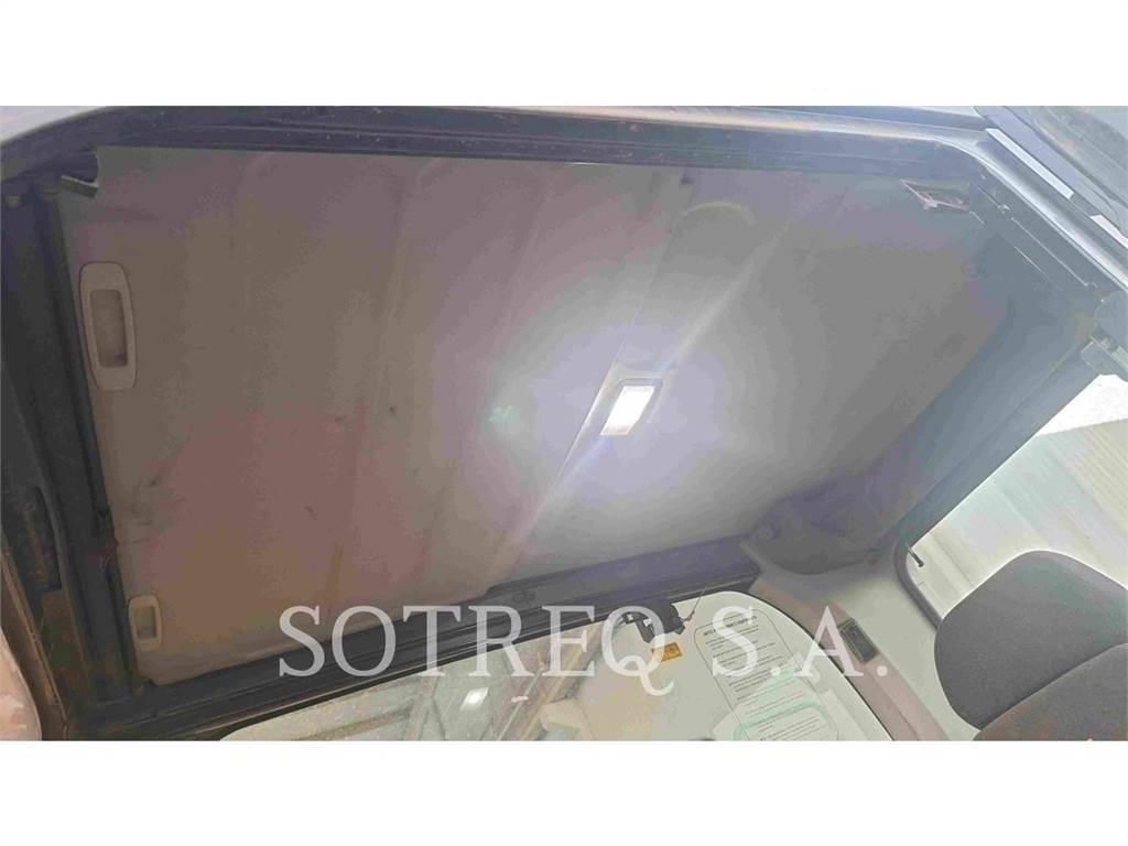 CAT 33607 Crawler excavators