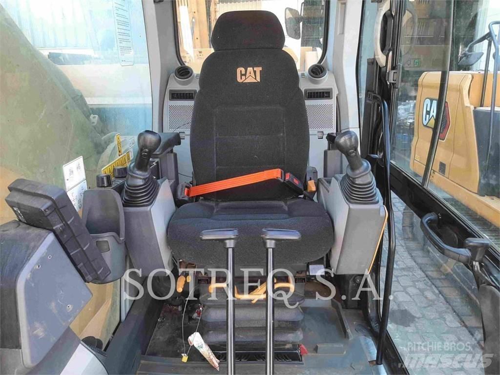 CAT 33607 Crawler excavators
