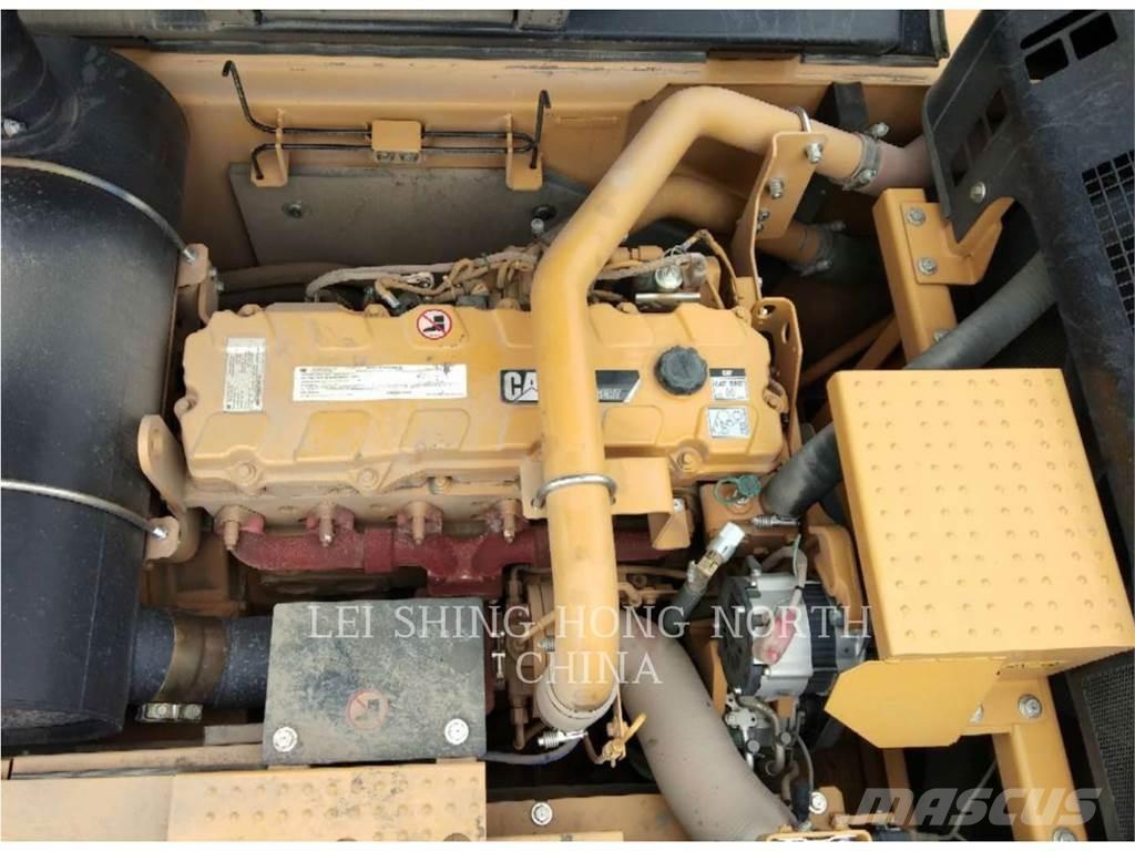 CAT 336D2 Crawler excavators