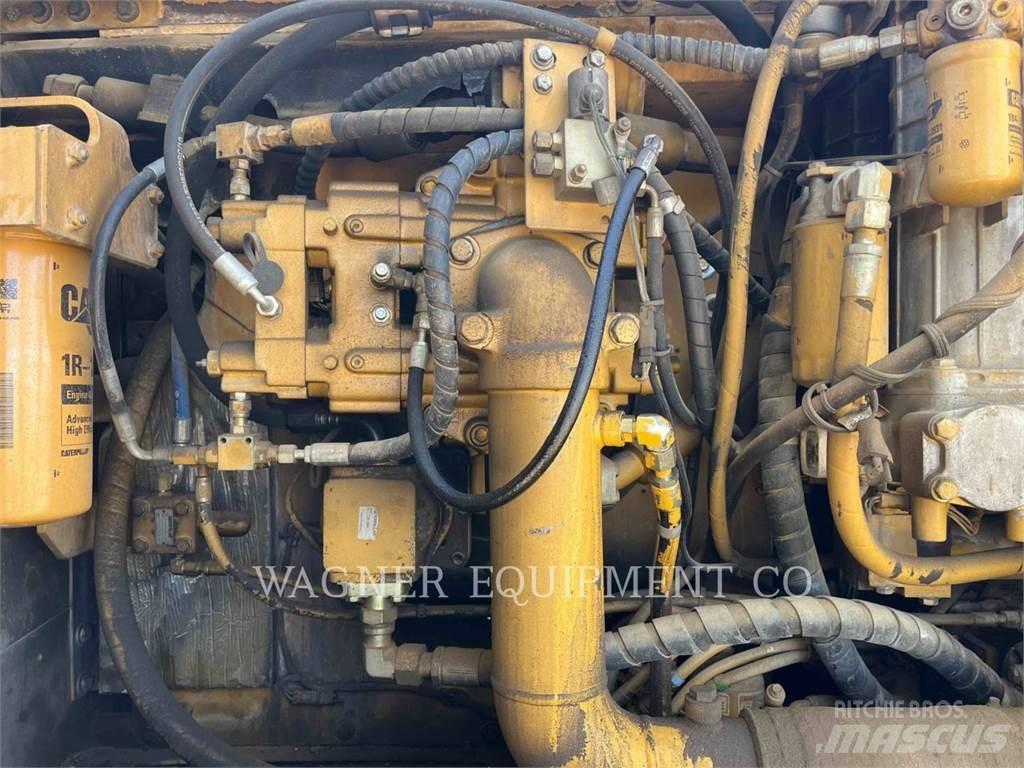 CAT 345BL Crawler excavators