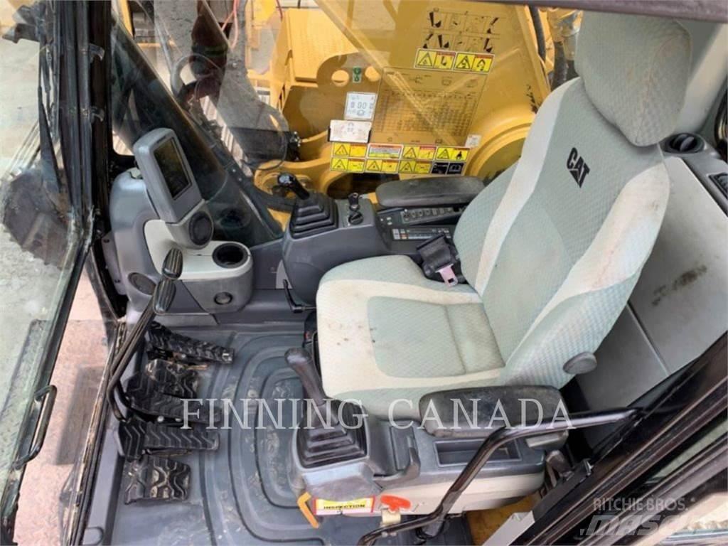 CAT 345D Crawler excavators