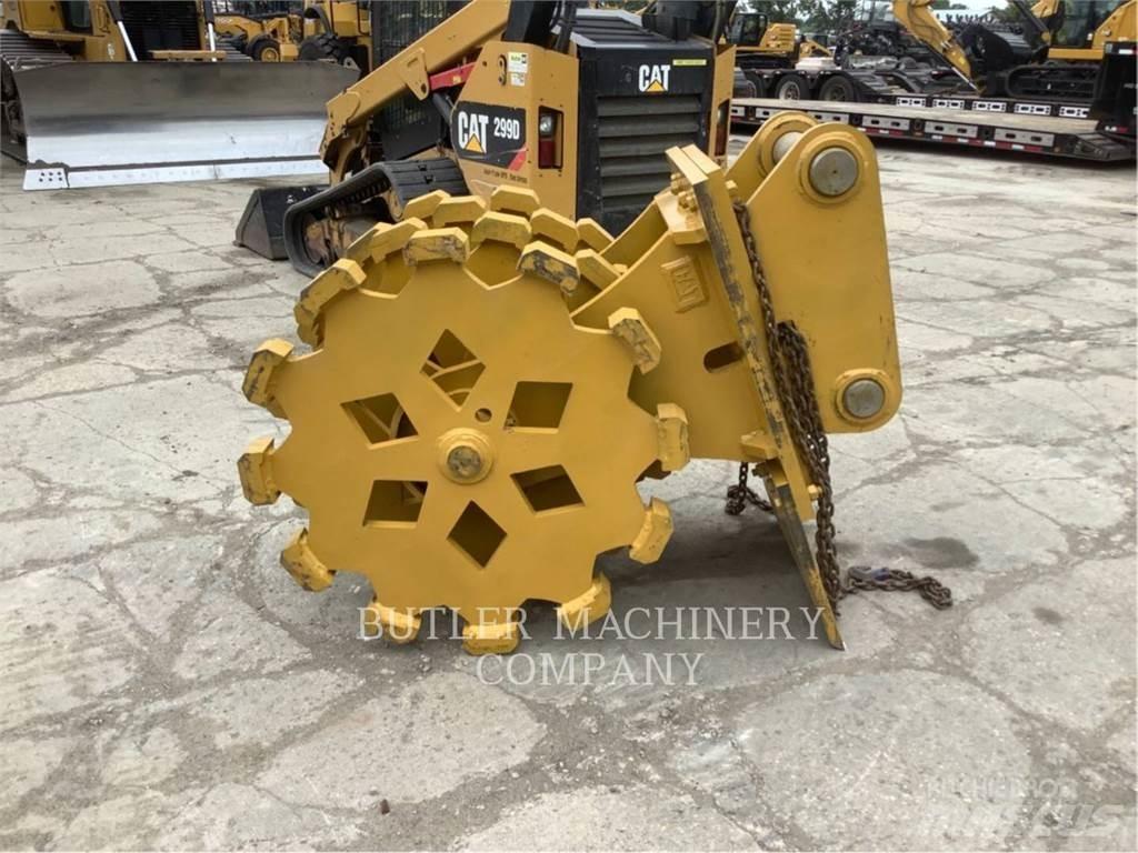 CAT 36 COMPACTOR WHEEL Construction - Others