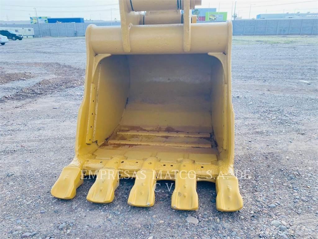 CAT 365CL Crawler excavators