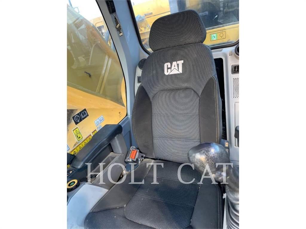 CAT 374 Crawler excavators