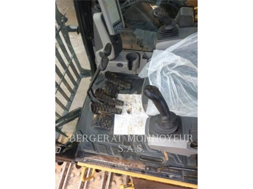 CAT 374F Crawler excavators