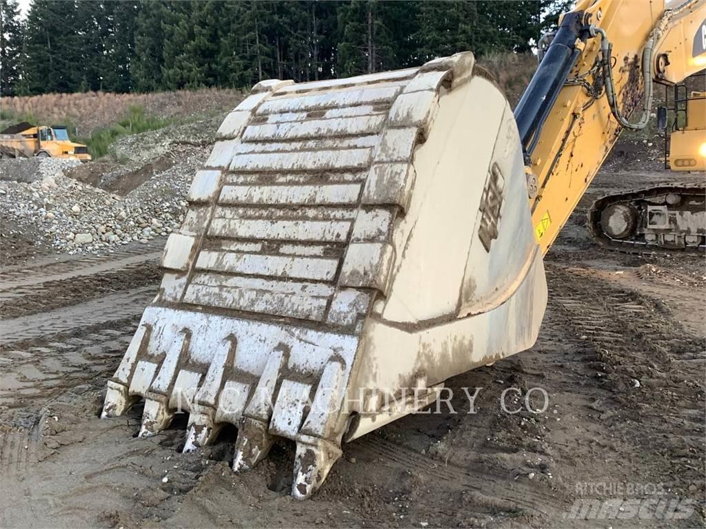 CAT 390F Crawler excavators