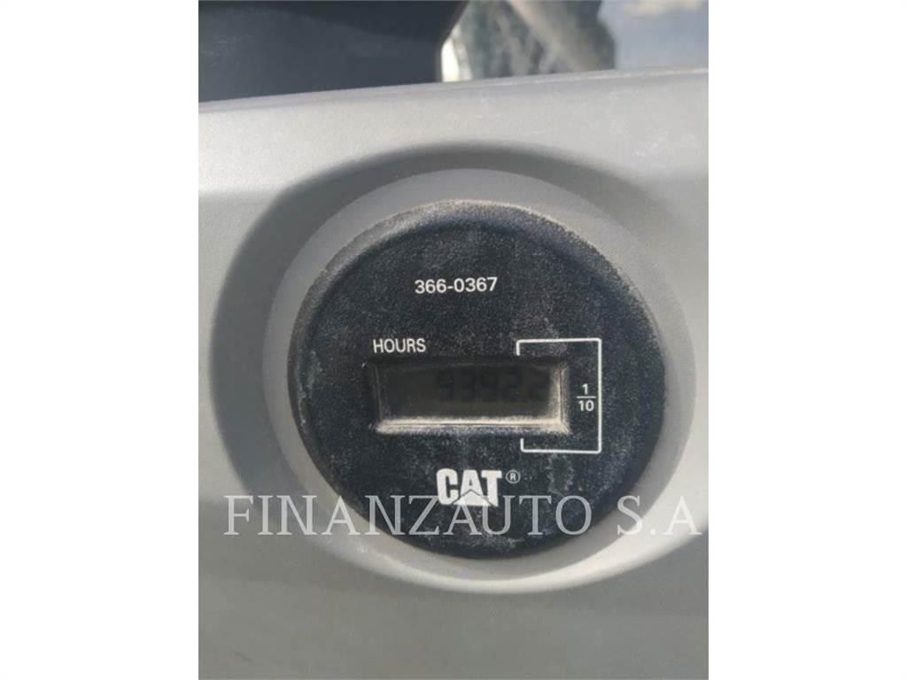 CAT 390F Crawler excavators