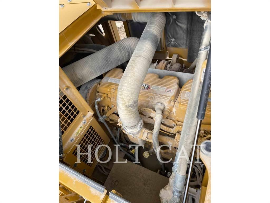 CAT 395 Crawler excavators