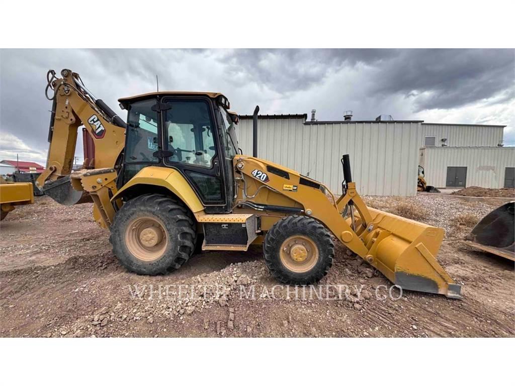 CAT 420 Backhoe loaders