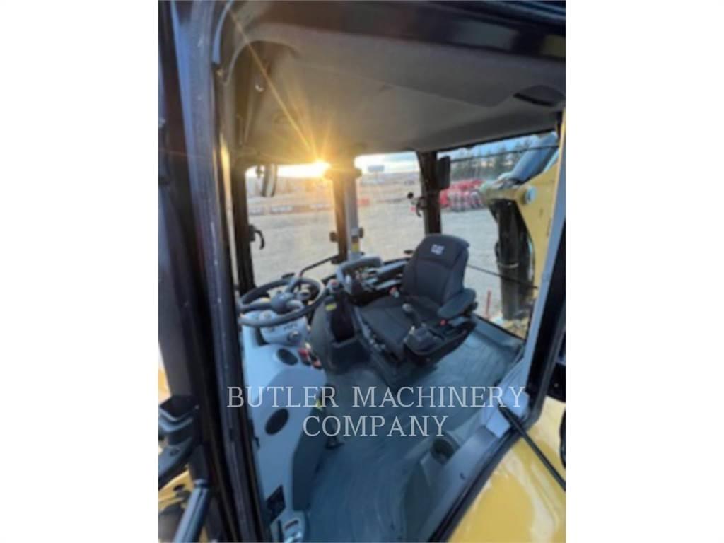 CAT 420 Backhoe loaders