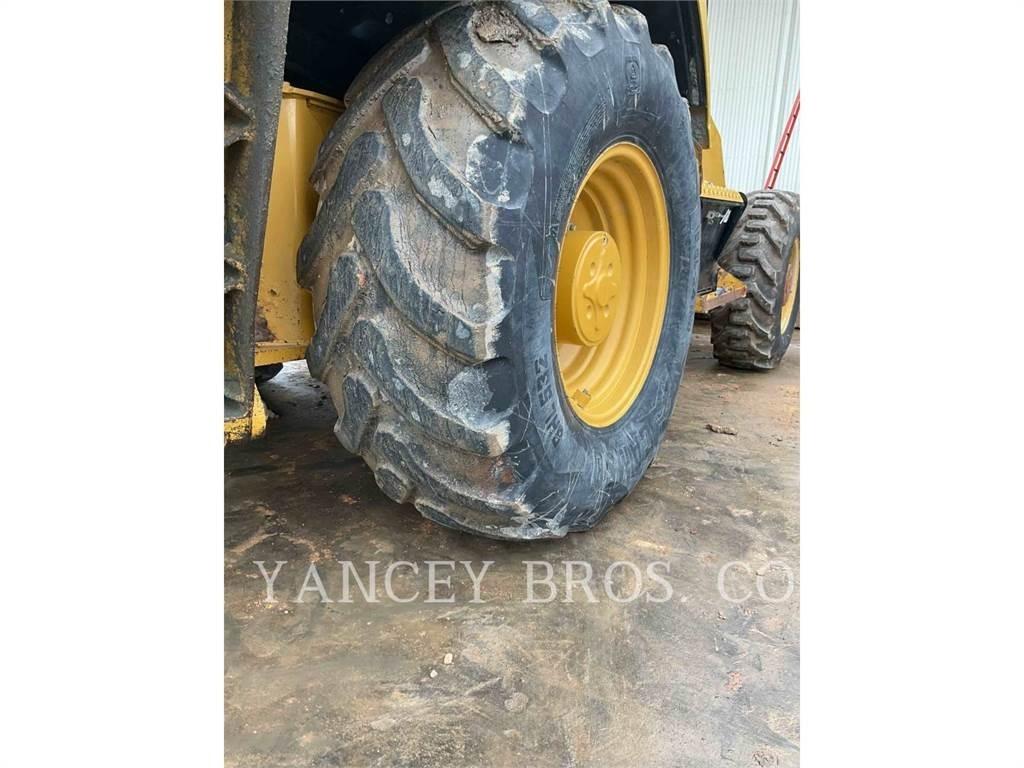 CAT 420 Backhoe loaders