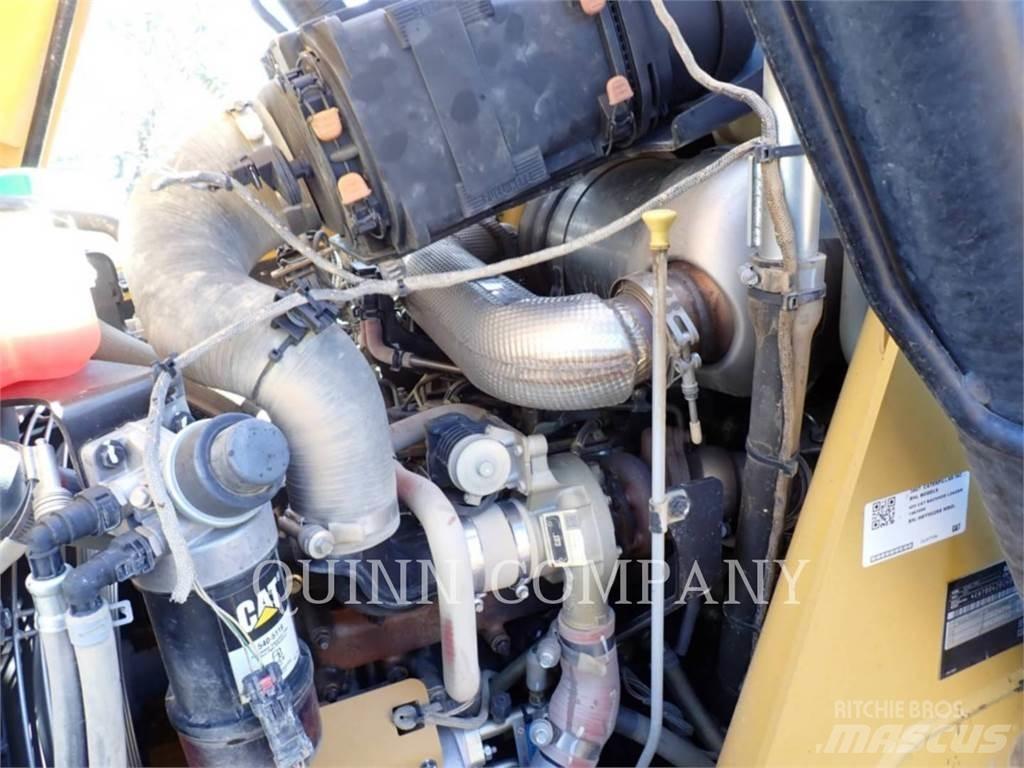 CAT 420 Backhoe loaders