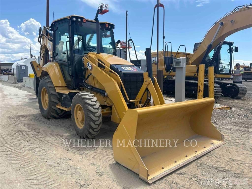 CAT 420 TH Backhoe loaders