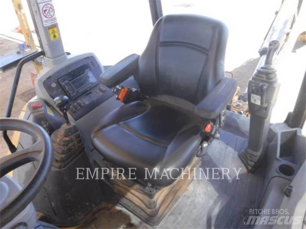 CAT 42007 Backhoe loaders