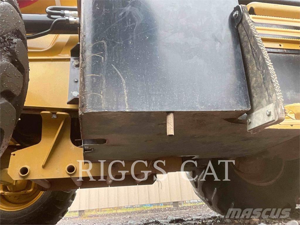 CAT 42007 Backhoe loaders