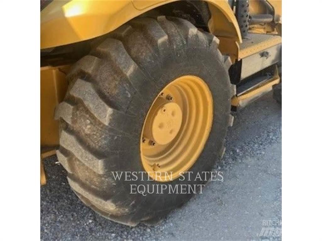 CAT 420F Backhoe loaders
