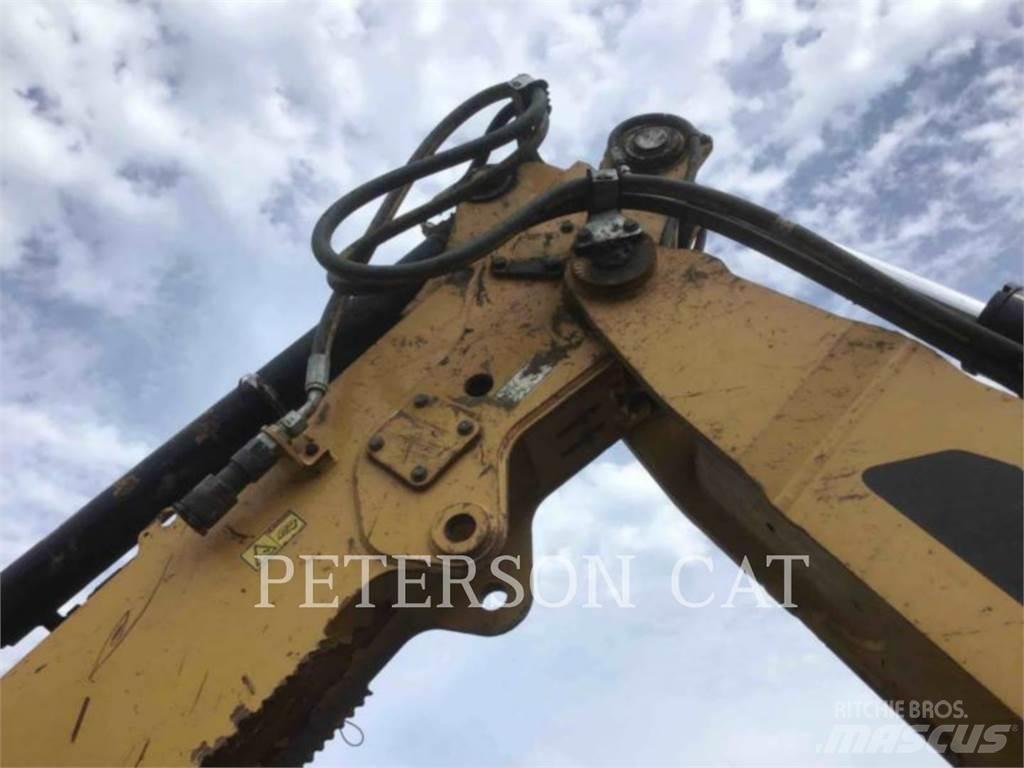 CAT 420F2 Backhoe loaders