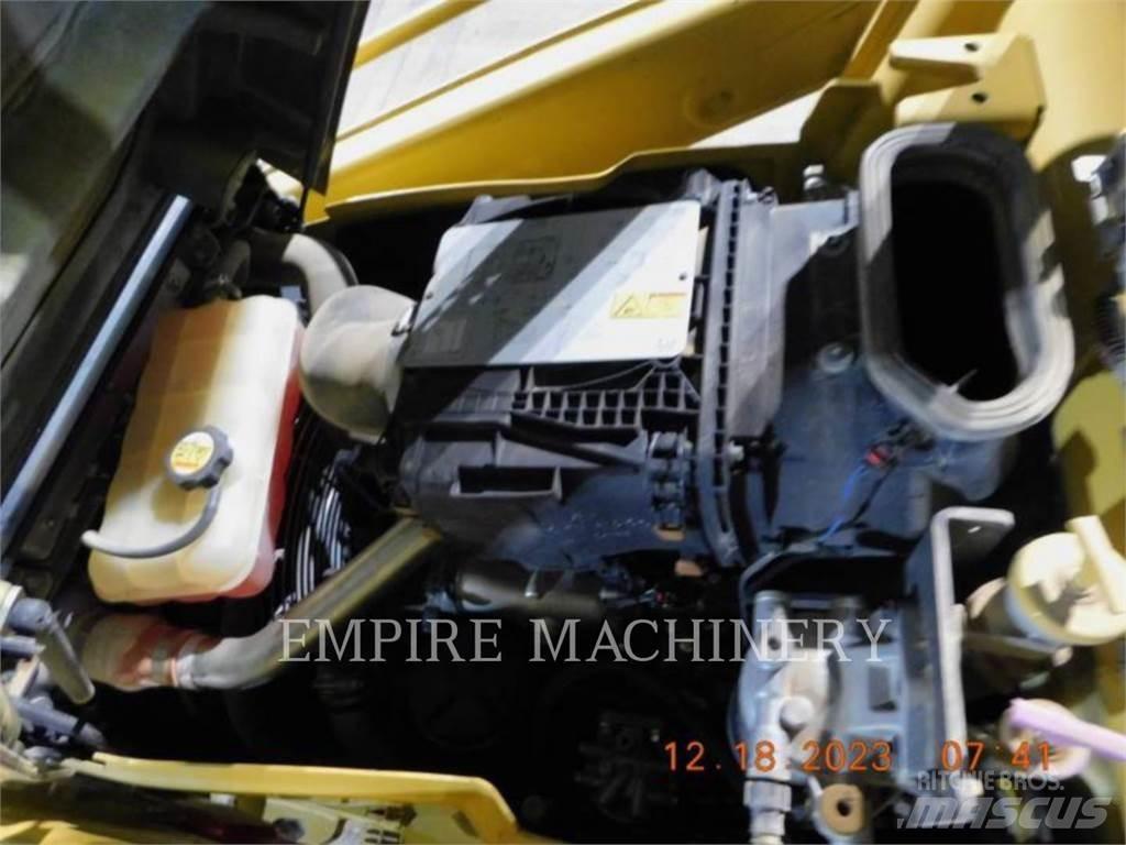 CAT 420F2 4EO Backhoe loaders