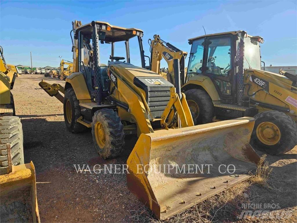 CAT 420F2 4WDS Backhoe loaders