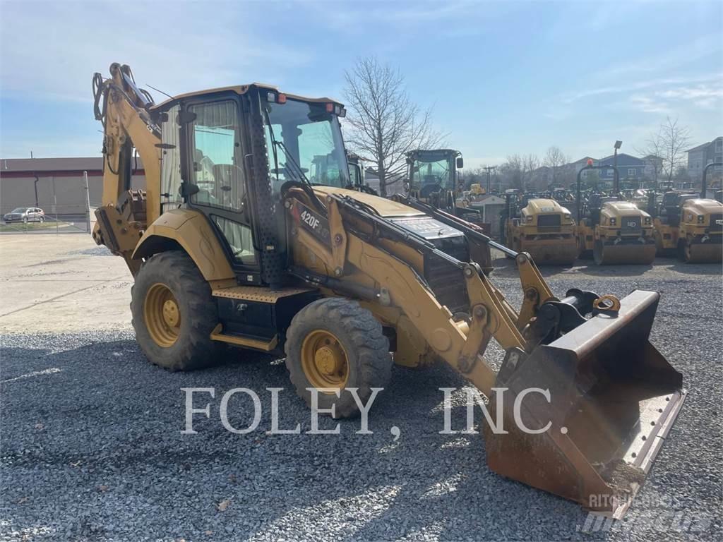 CAT 420F2IT Backhoe loaders
