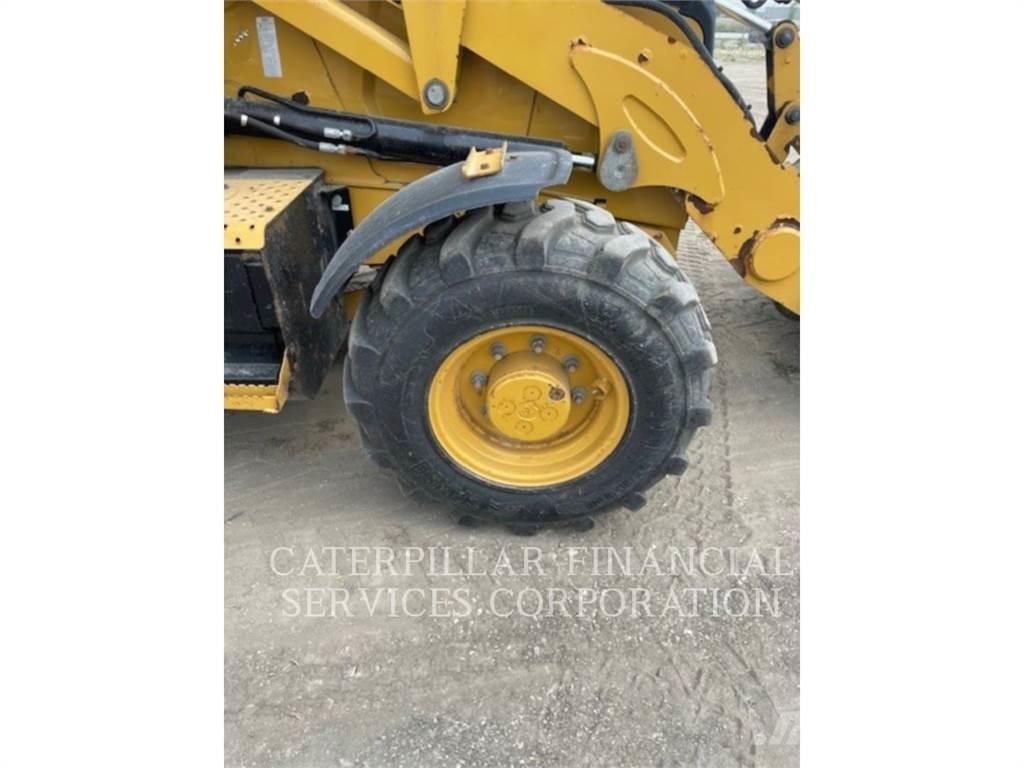 CAT 420F2IT Backhoe loaders