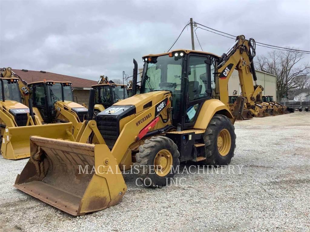 CAT 420F2ST Backhoe loaders