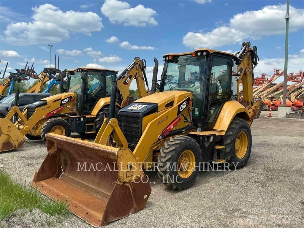 CAT 420F2ST Backhoe loaders