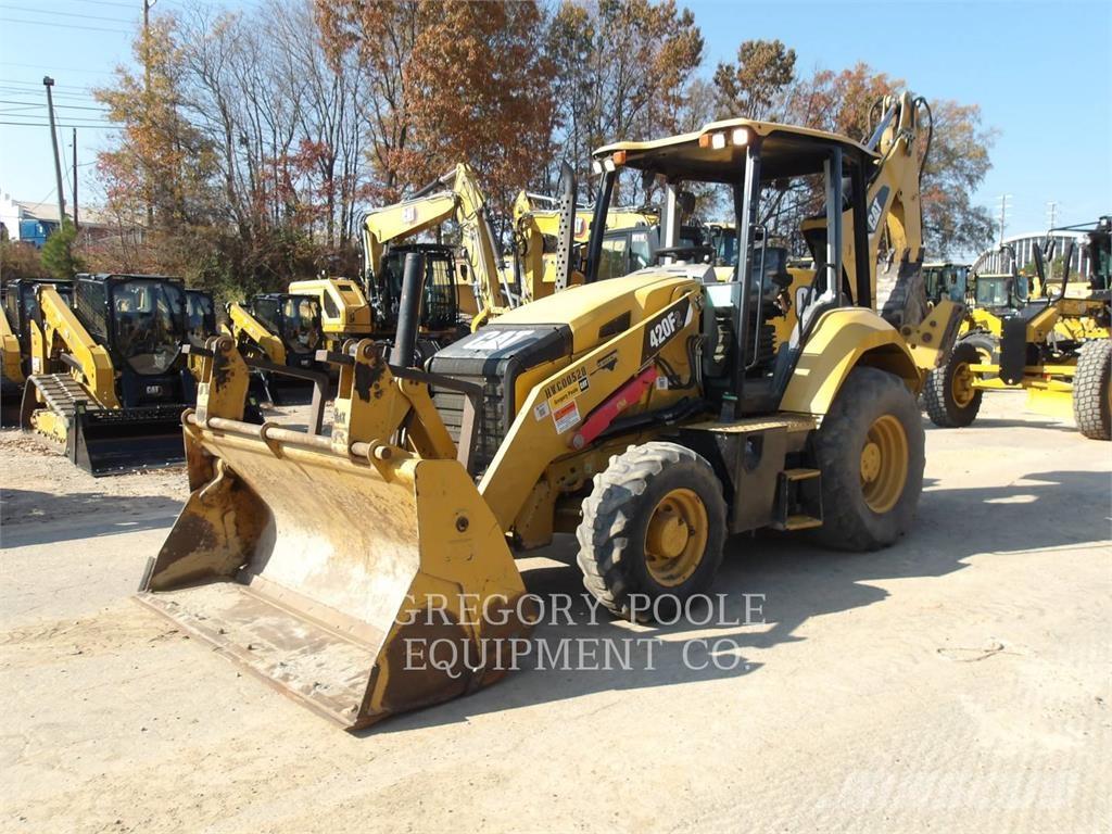 CAT 420F2ST Backhoe loaders