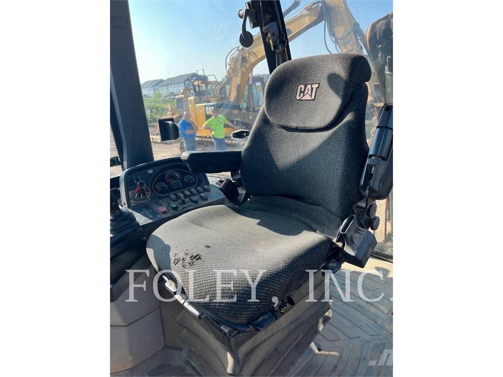 CAT 420FIT Backhoe loaders