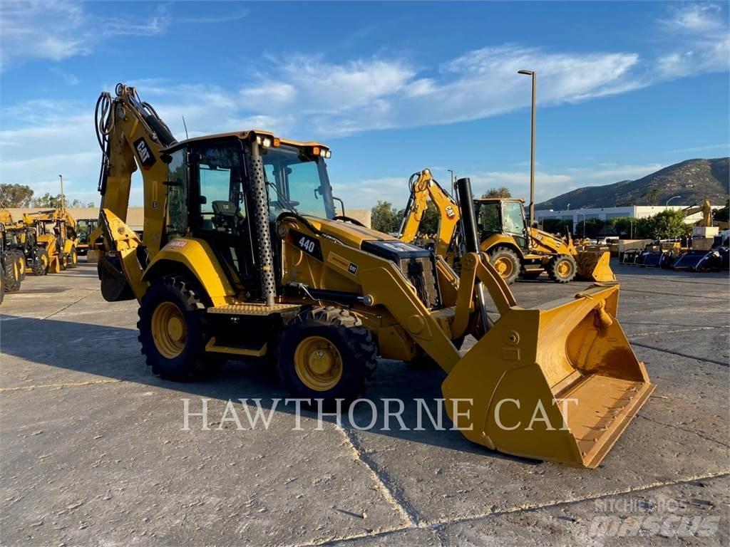 CAT 440 Backhoe loaders
