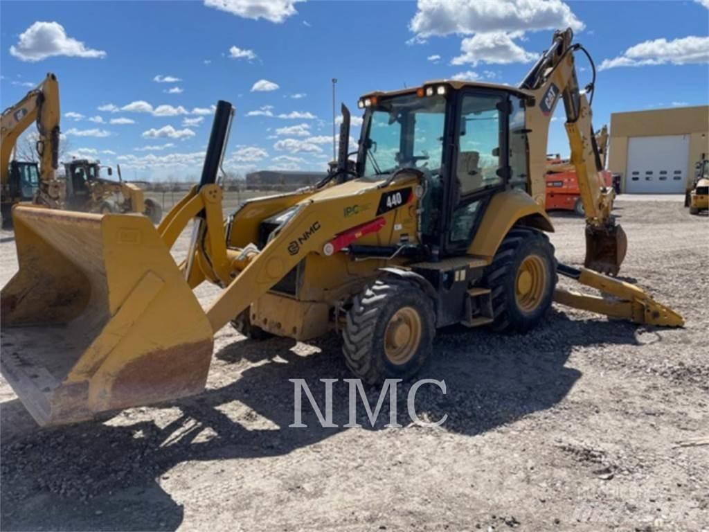 CAT 440 Backhoe loaders