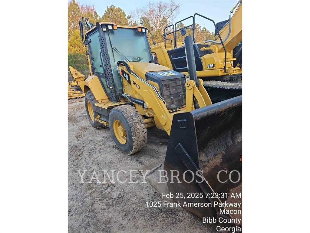 CAT 440 Backhoe loaders