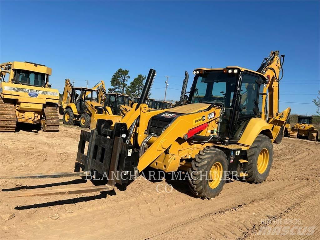 CAT 440 Backhoe loaders
