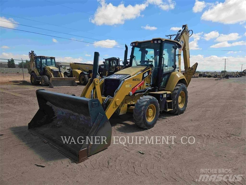 CAT 440 Backhoe loaders