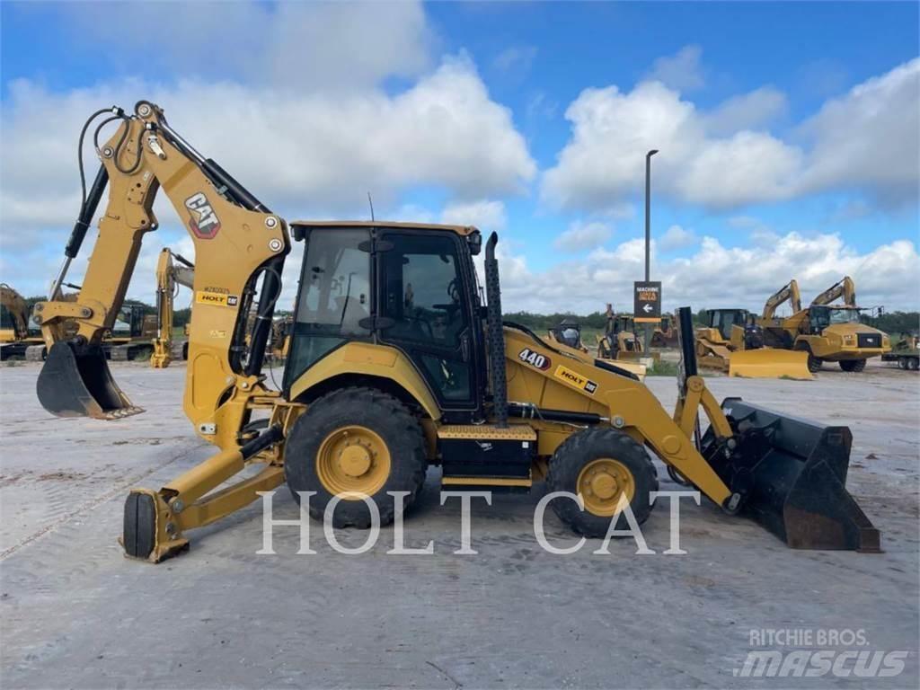 CAT 440 C4E Backhoe loaders