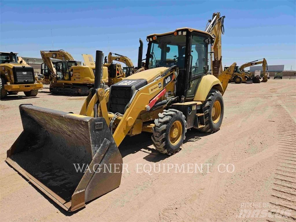 CAT 44007 Backhoe loaders