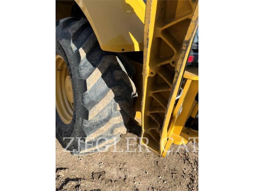 CAT 440IT Backhoe loaders