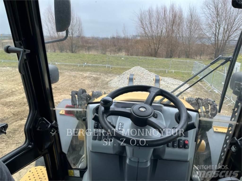 CAT 444F2 Backhoe loaders