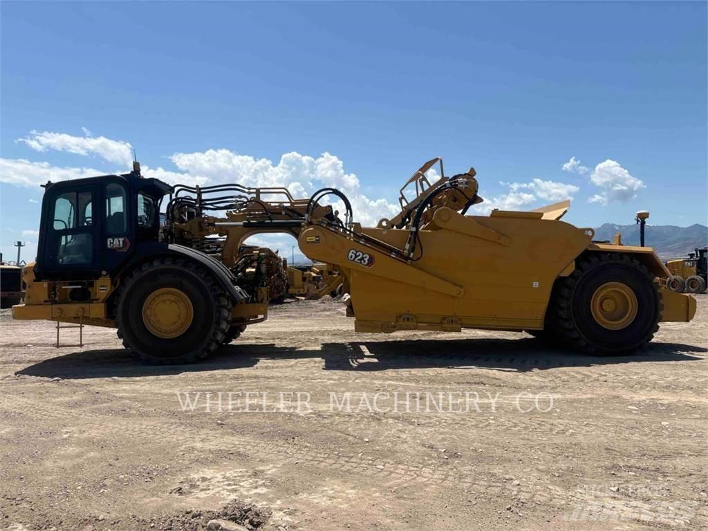 CAT 623 Scrapers