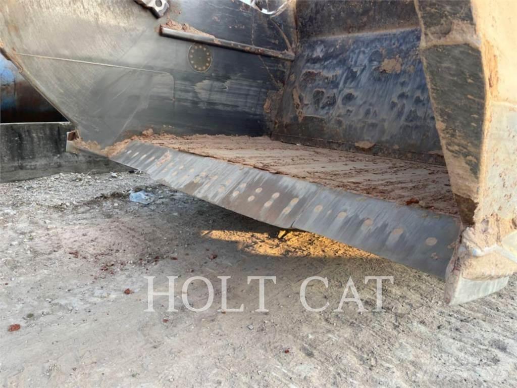 CAT 631K Scrapers