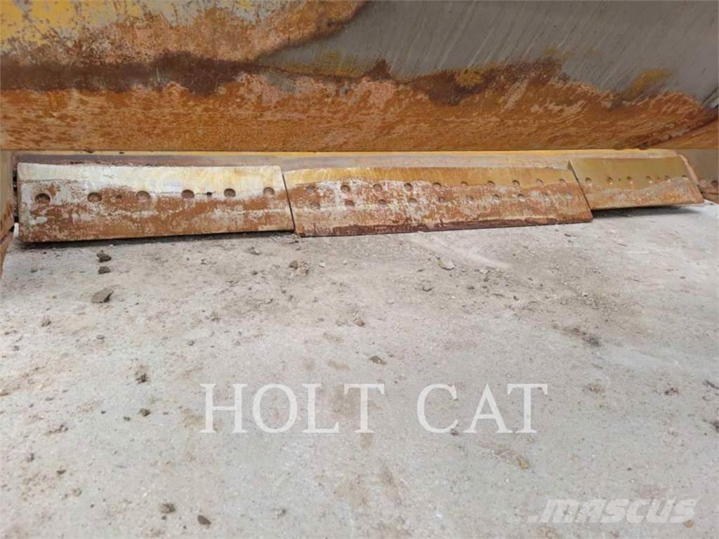 CAT 631K Scrapers