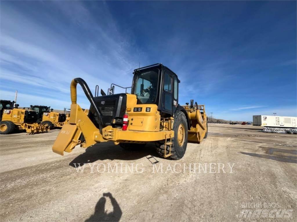 CAT 637 Scrapers